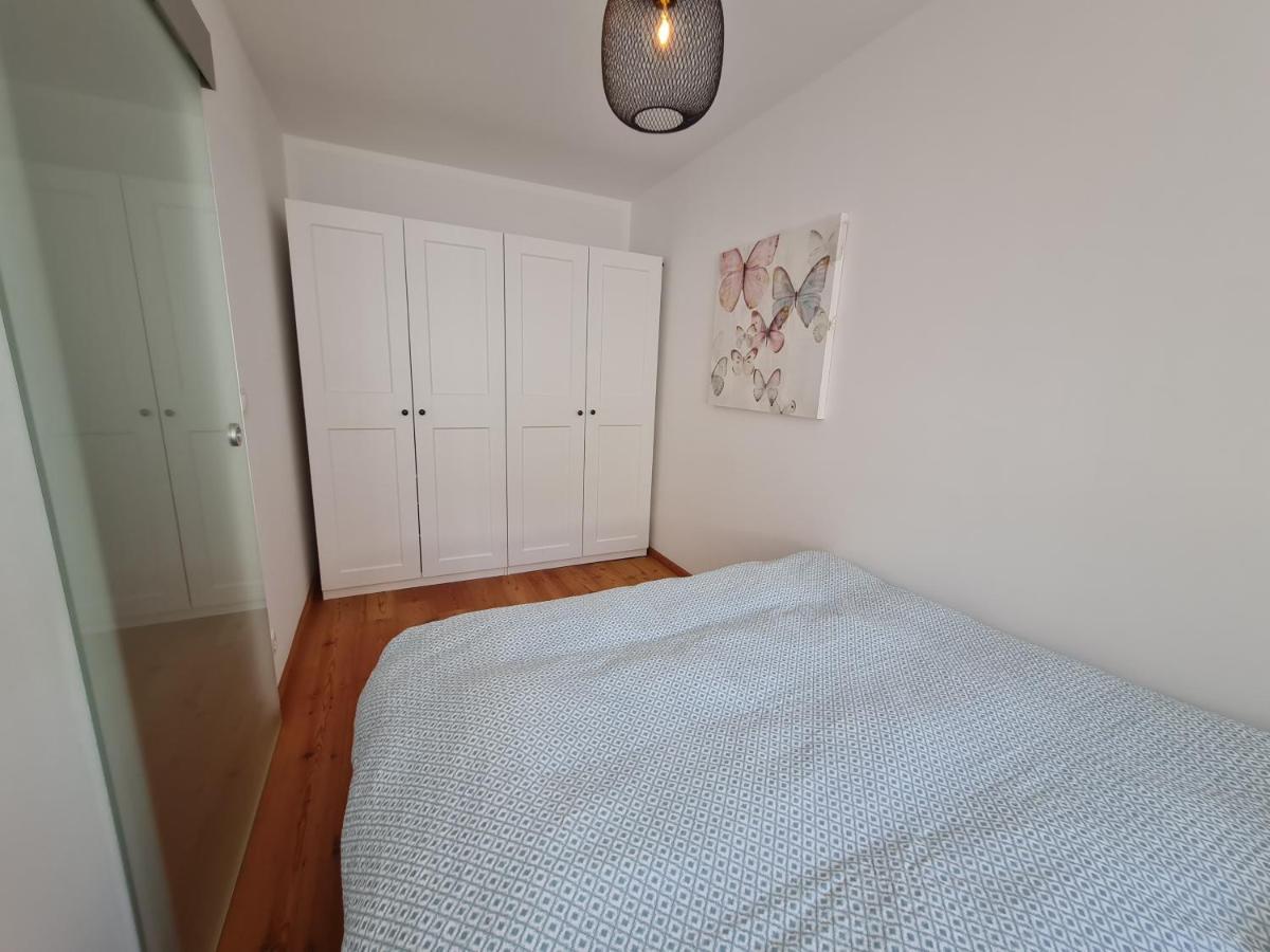 Wohnung Fleethoern - Zentral, Ruhig, Mit Parkplatz Und Balkon Kiel Exterior foto